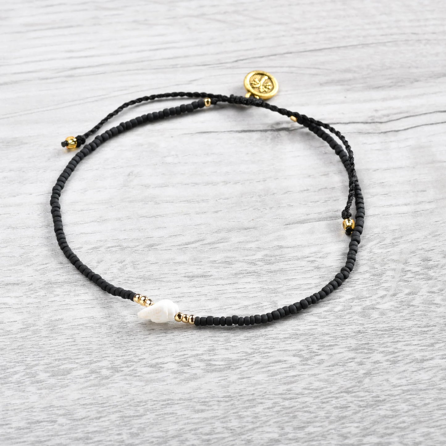 Islander - Black Shell Anklet