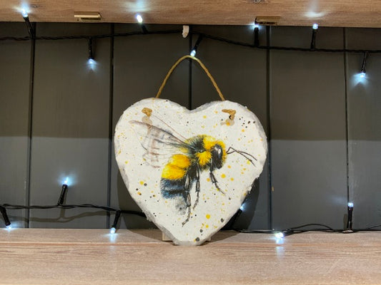 (187) Bee Slate Heart