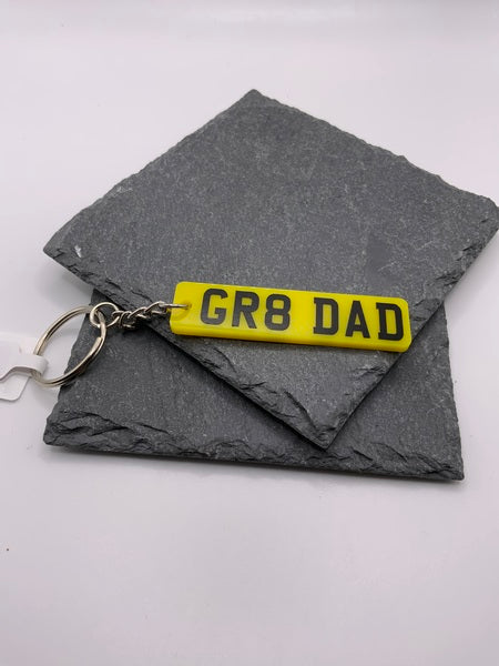 (261) Gr8 Dad Keyring