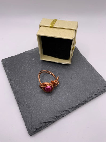 (265) Hot Pink Bead Copper Wire Wrapped Ring
