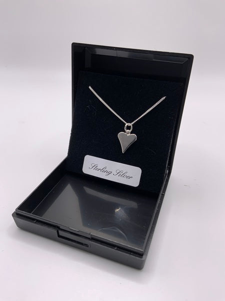 (224) Solid Heart Sterling Silver Necklace