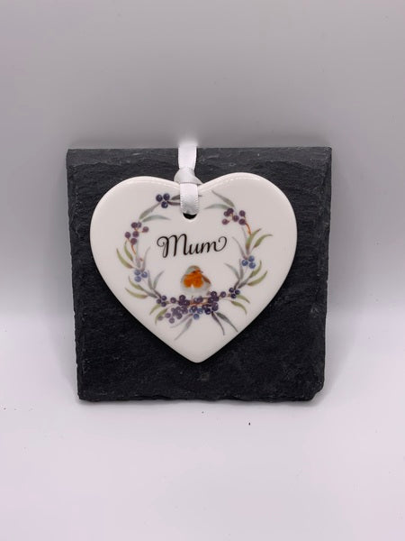 (223) Robin Floral Mum Ceramic Heart