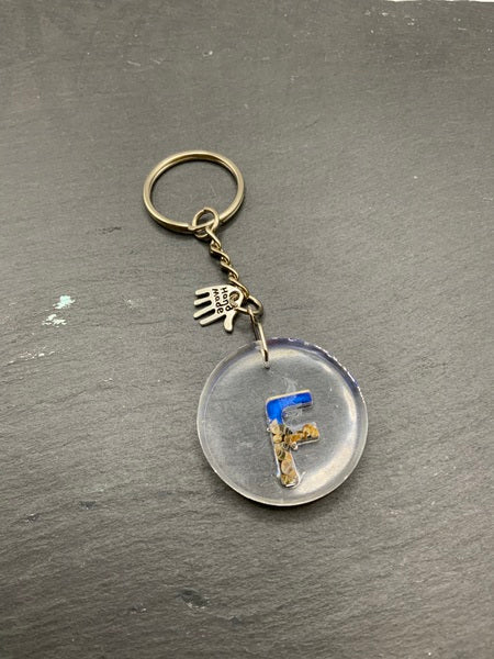 (261) Beach Resin Letter Keyring - F - Clear