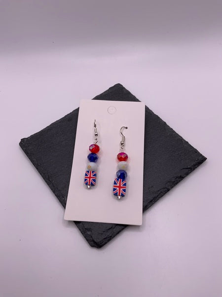 (106) Red White Blue Union Jack Beaded Earrings