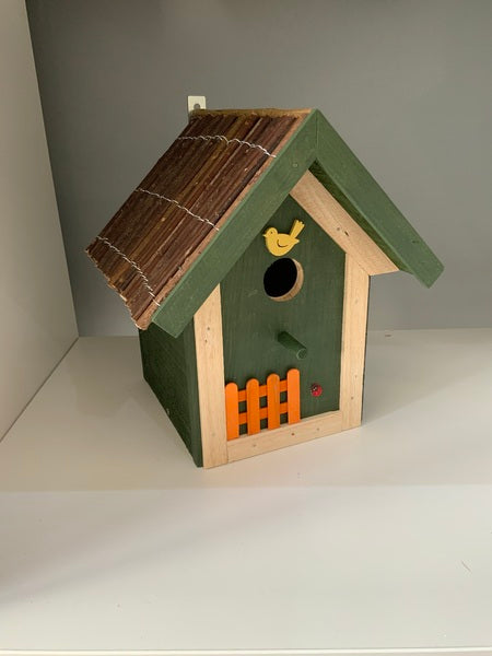 (159) Bills Boxes-Bird House-Green-Twig-Orange
