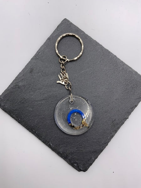 (261) Beach Resin Letter Keyring - Q - Glitter