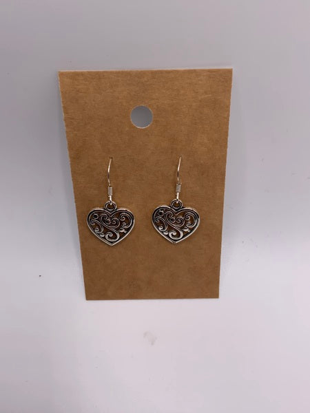(224) Connector Hearts - Sterling Silver Earwires