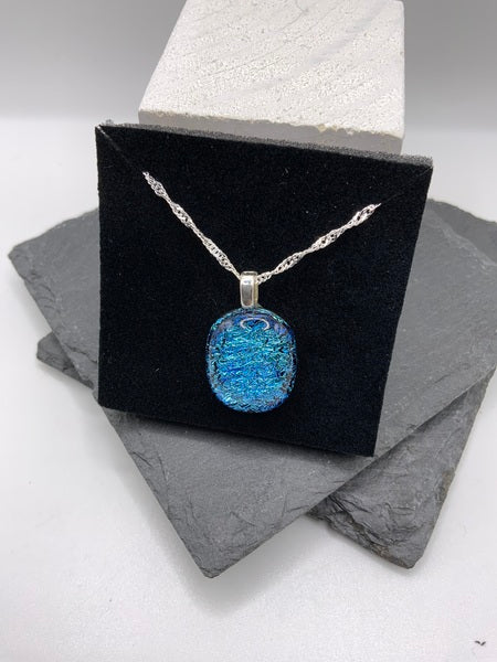 (224) Turquoise Crinkle  Dichroic Necklace