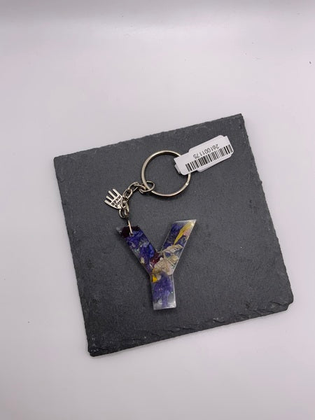 (261) Y Floral Resin Lettered Keyring