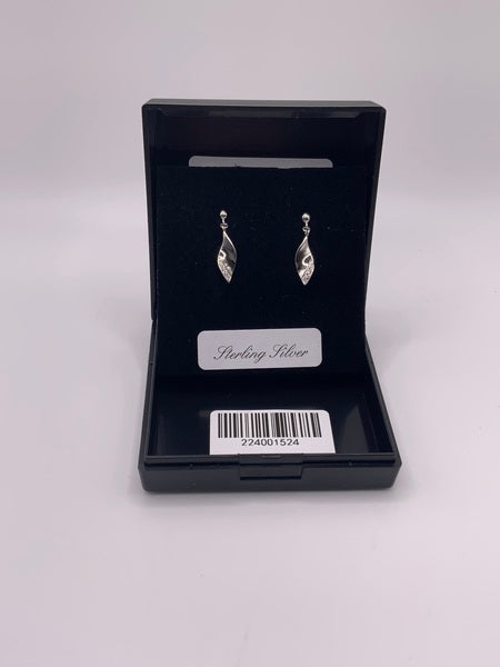 (224) Sterling Silver CZ Leaf Earrings