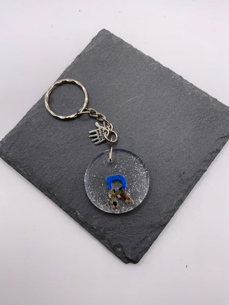 (261) Beach Resin Letter Keyring - R - Glitter