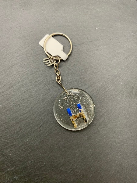 (261) Beach Resin Letter Keyring - H - Glitter