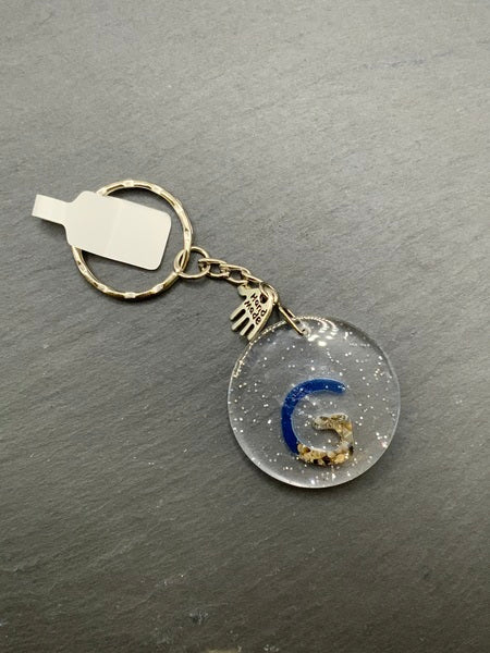 (261) Beach Resin Letter Keyring - G - Glitter