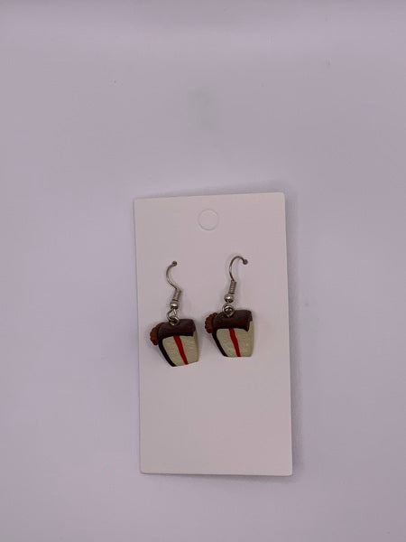 (106) Chocolate Cake Earrings