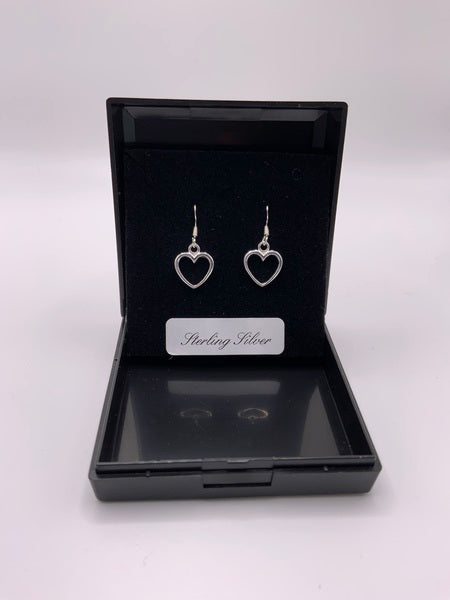 (224) Outline Heart Sterling Silver Earrings