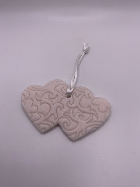 (107) Double Hanging Heart in White Decoration