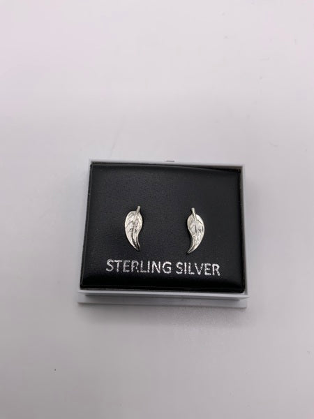 (224) Leaf Sterling Silver Studs