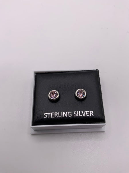 (224) Light Amythest Sterling Silver Studs