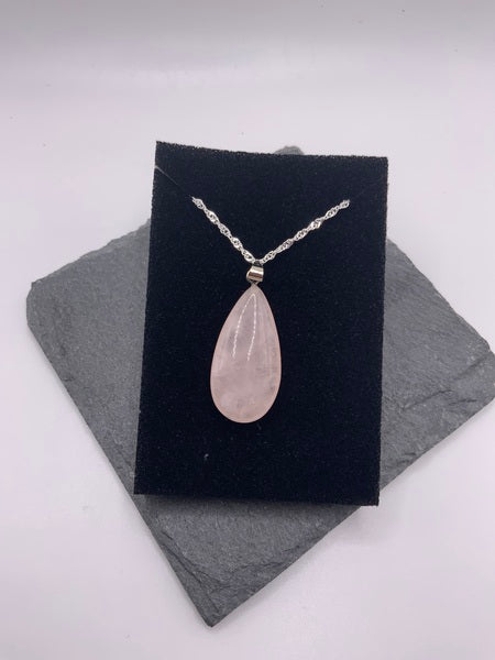 (224) Rose Quartz Necklace