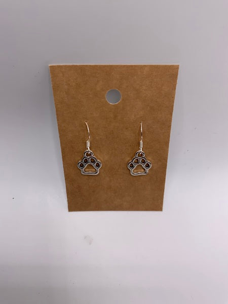 (224) Paw Outline Earrings - Sterling Silver Ear Wires
