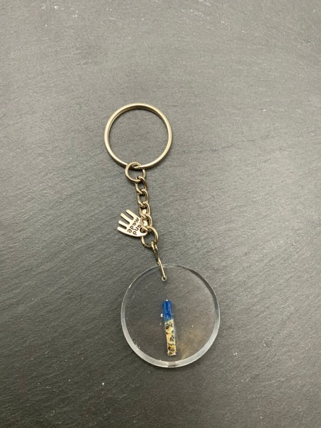 (261) Beach Resin Letter Keyring - I - Clear